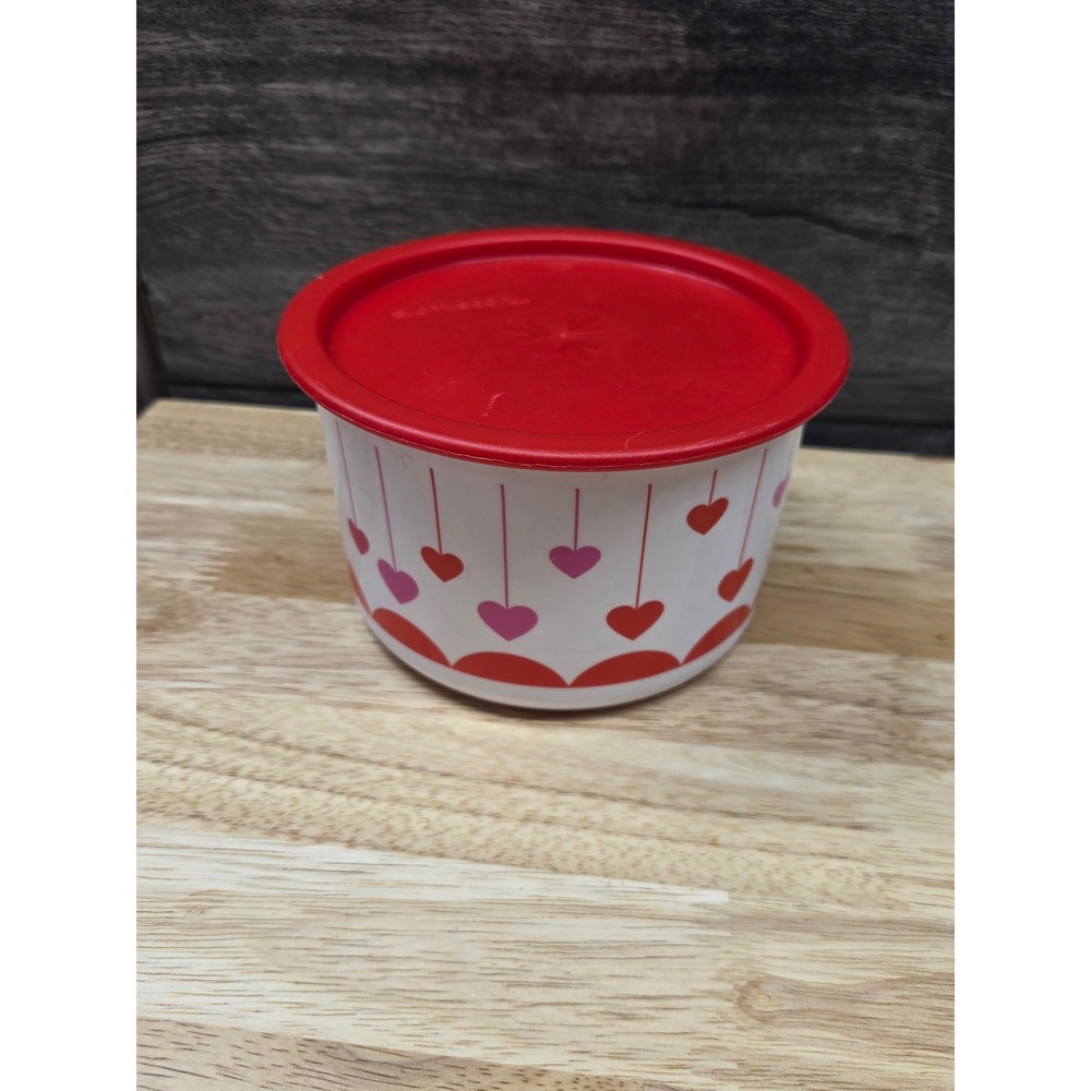 Tupperware Valentine Hearts Storage Container with Red Lid 2708A-1 White Round